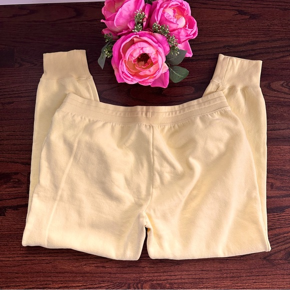 Amazon Essentials yellow joggers, size L - Picture 3 of 5